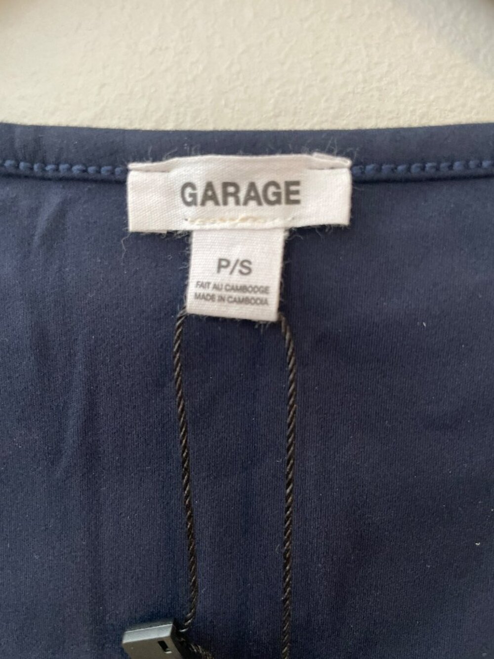 Garage Sleek Sweetheart Tee Mariana Blue Nylon Spandex Blend Women's Size S NWT - Picture 7 of 8